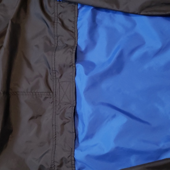 Vintage Columbia Sportswear Packable Windbreaker - Picture 13 of 13
